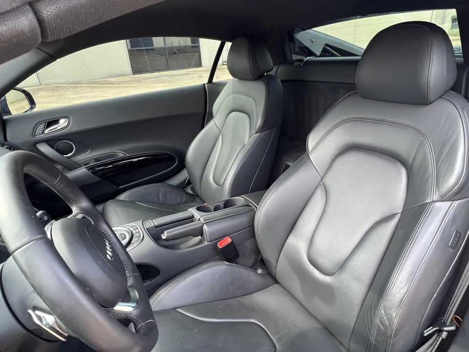 2011 Audi 42 R8 - Image 28 of 31