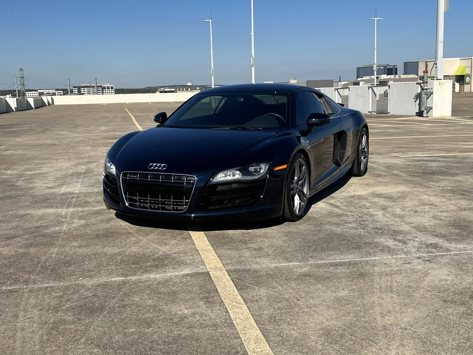 2011 Audi 42 R8 - Image 5 of 31