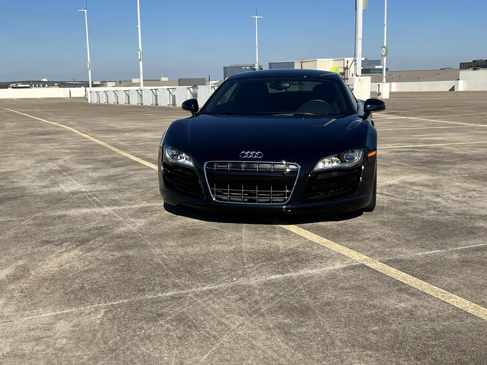 2011 Audi 42 R8 - Image 6 of 31
