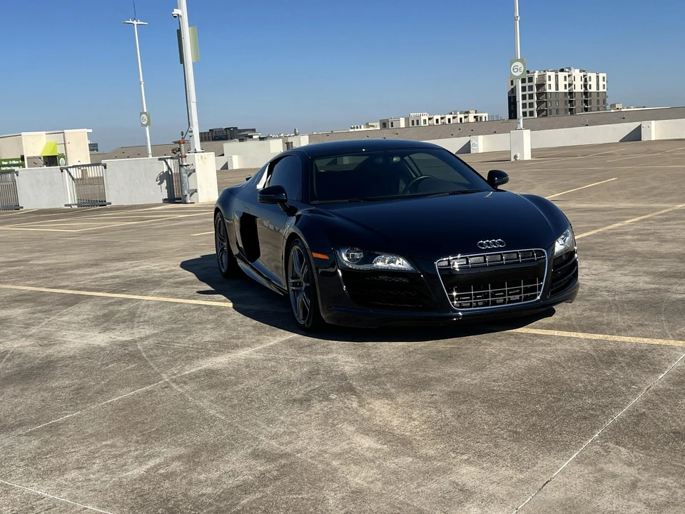 2011 Audi 42 R8 - Image 7 of 31