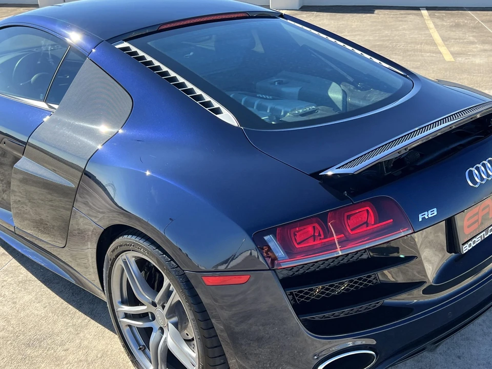 2011 Audi 42 R8 - Image 22 of 31