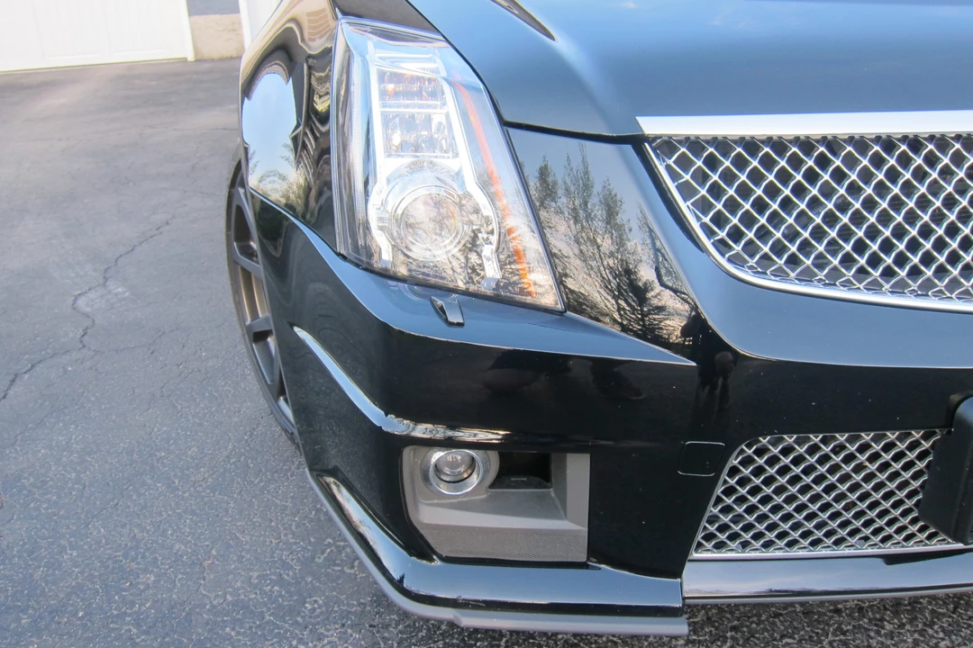 2011 Cadillac CTS-V 2nd Gen - Image 25 of 31