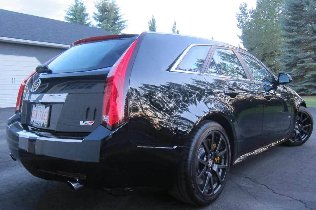2011 Cadillac CTS-V 2nd Gen - Image 15 of 31