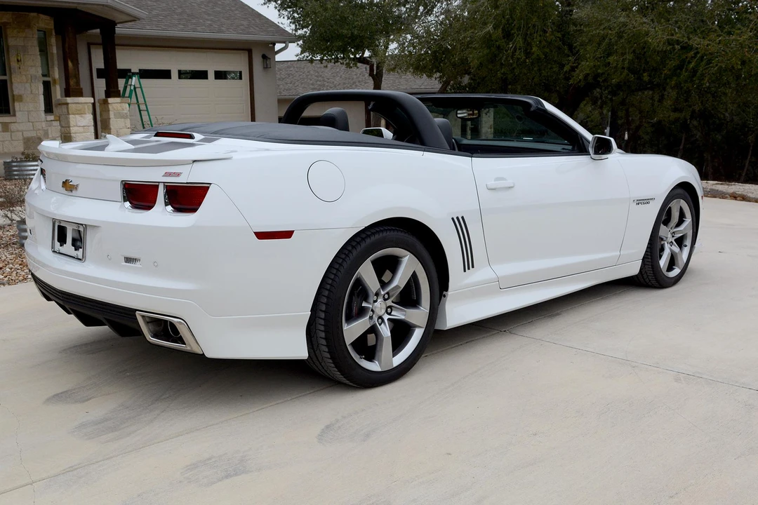2011 Chevrolet Camaro SS 5th Gen - Image 17 of 31