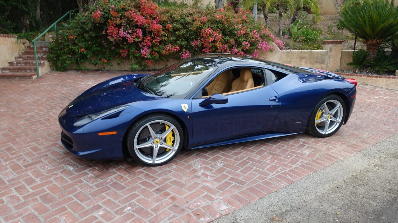 2011 Ferrari 458 Italia - Image 7 of 31