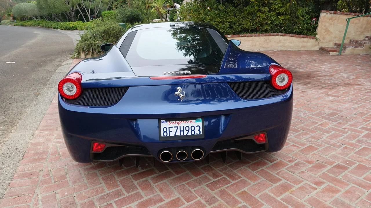 2011 Ferrari 458 Italia - Image 17 of 31