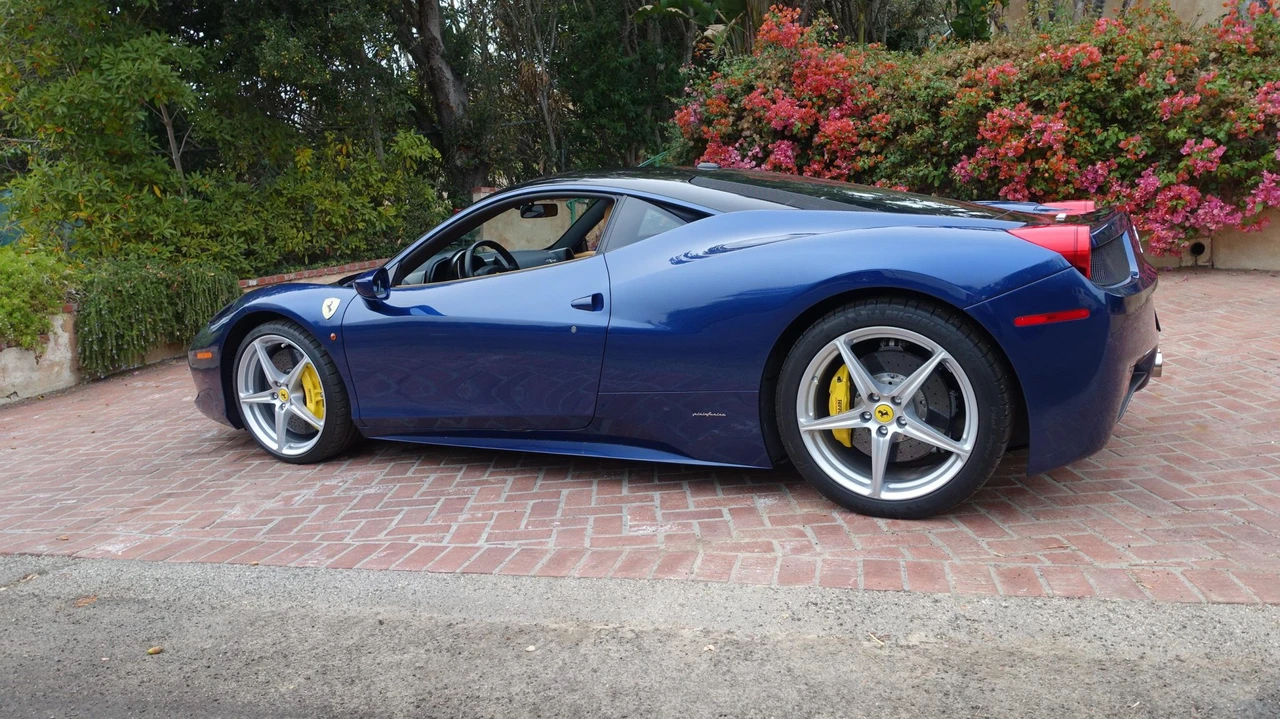 2011 Ferrari 458 Italia - Image 11 of 31