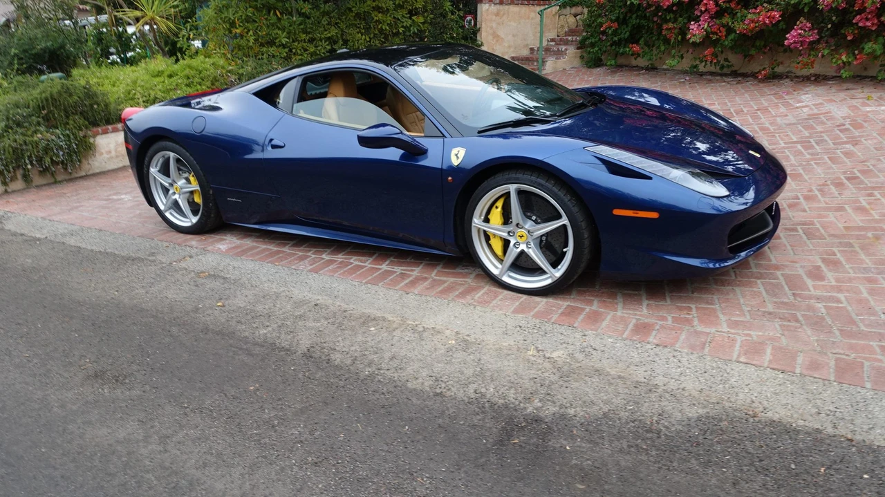 2011 Ferrari 458 Italia - Image 28 of 31