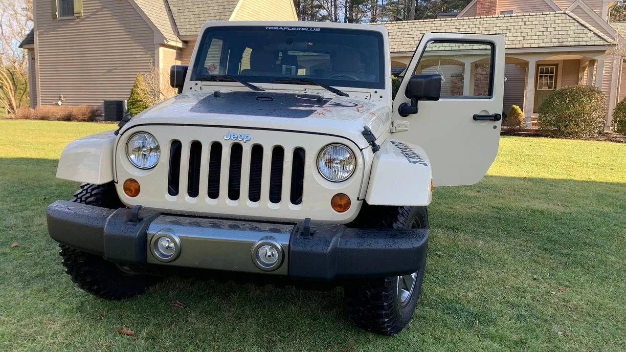 2011 Jeep JK Wrangler - Image 12 of 31