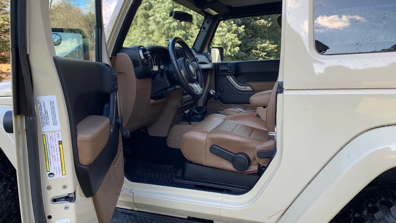 2011 Jeep JK Wrangler - Image 21 of 31