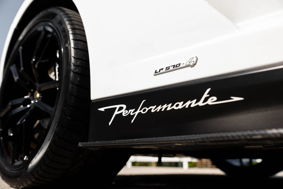 2011 Lamborghini Gallardo LP570-4 Spyder Performante - Image 31 of 31