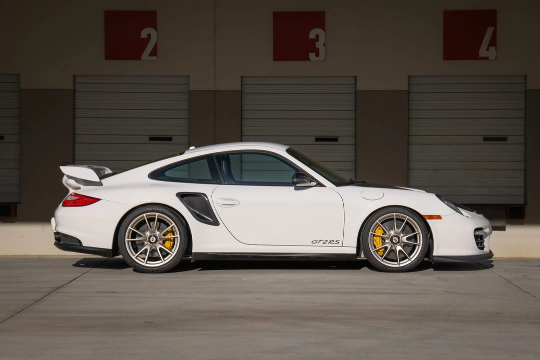 2011 Porsche 997 GT2 RS - Image 11 of 31