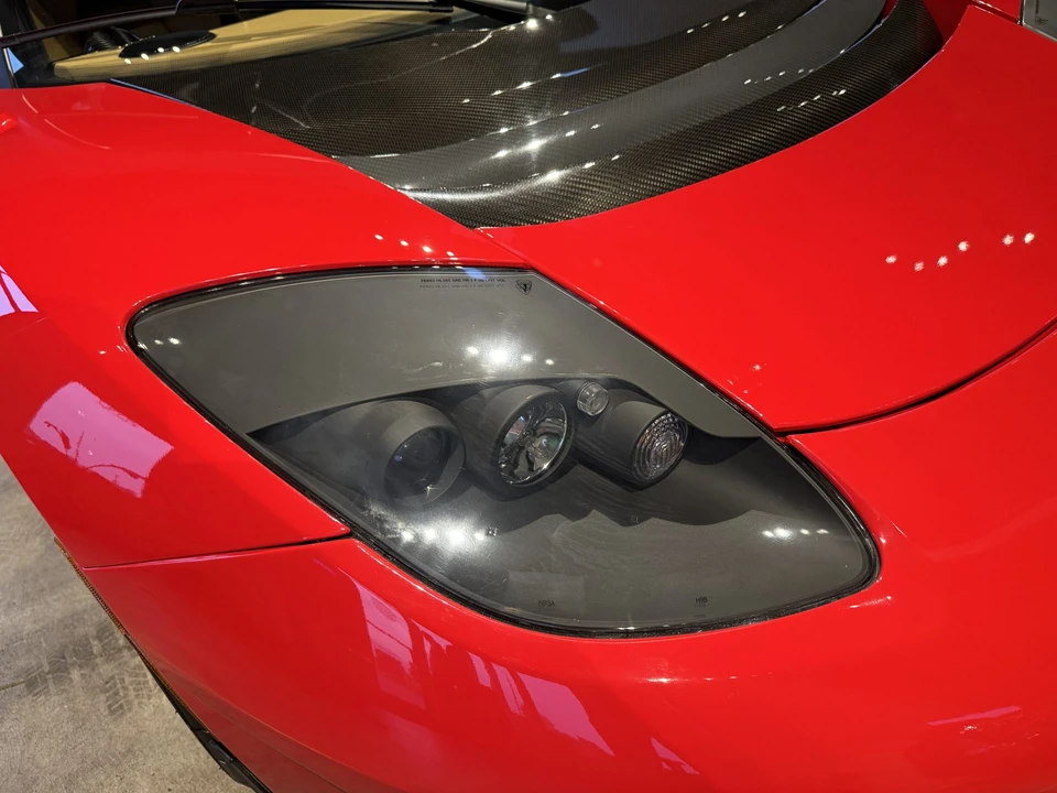 2011 Tesla Roadster - Image 28 of 31