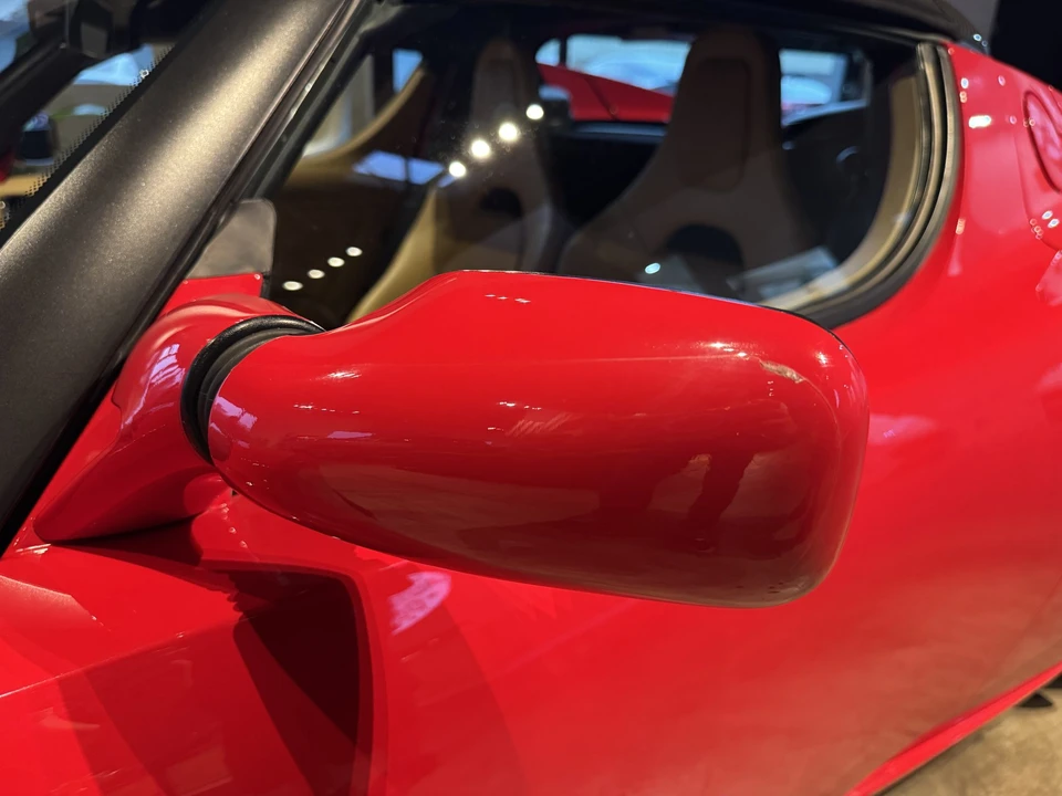 2011 Tesla Roadster - Image 17 of 31