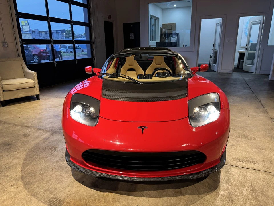2011 Tesla Roadster - Image 6 of 31