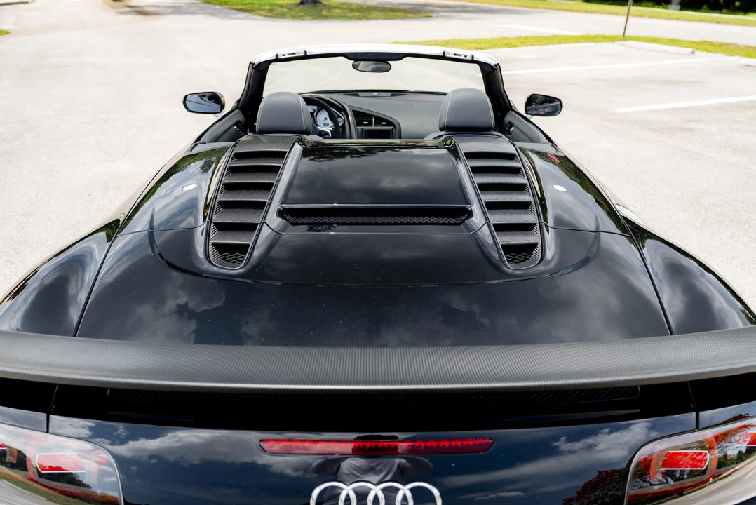 2012 Audi 42 R8 - Image 24 of 31