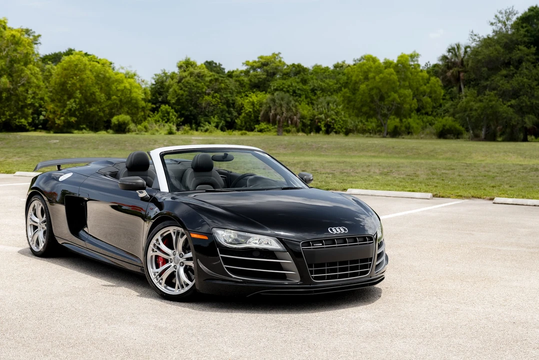 2012 Audi 42 R8 - Image 3 of 31