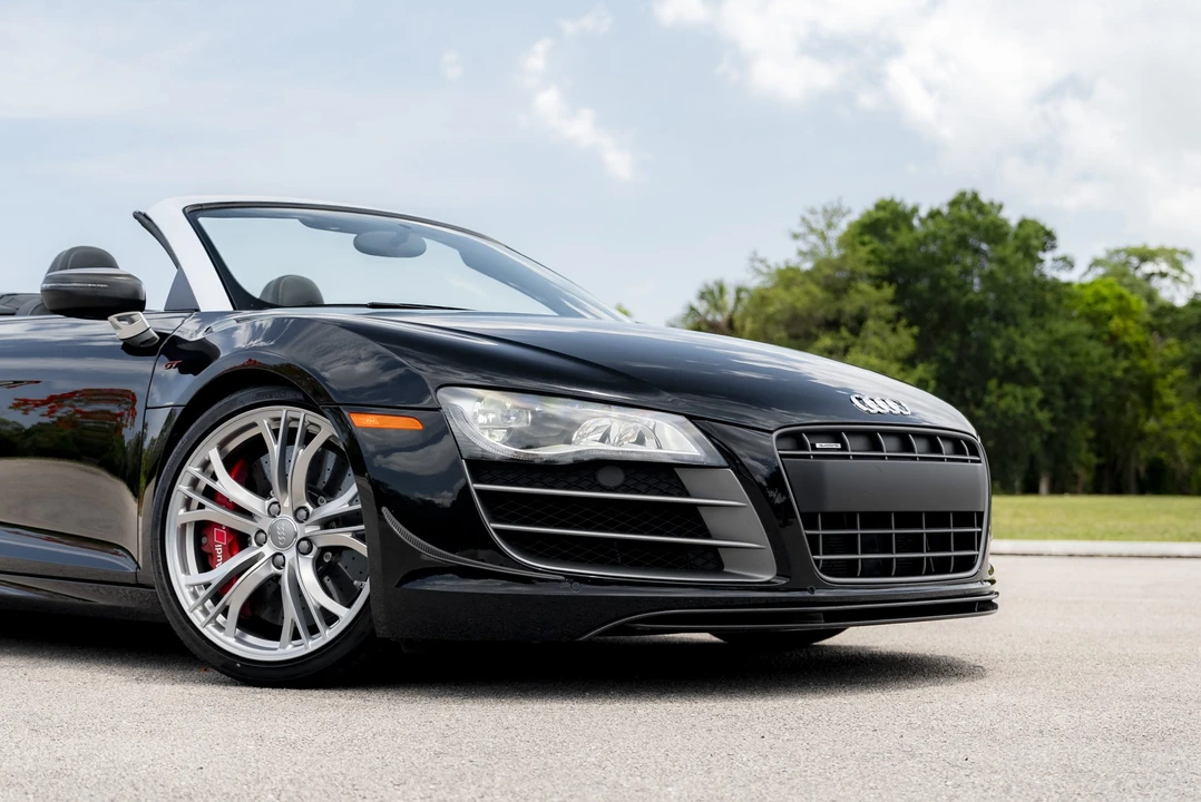 2012 Audi 42 R8 - Image 17 of 31