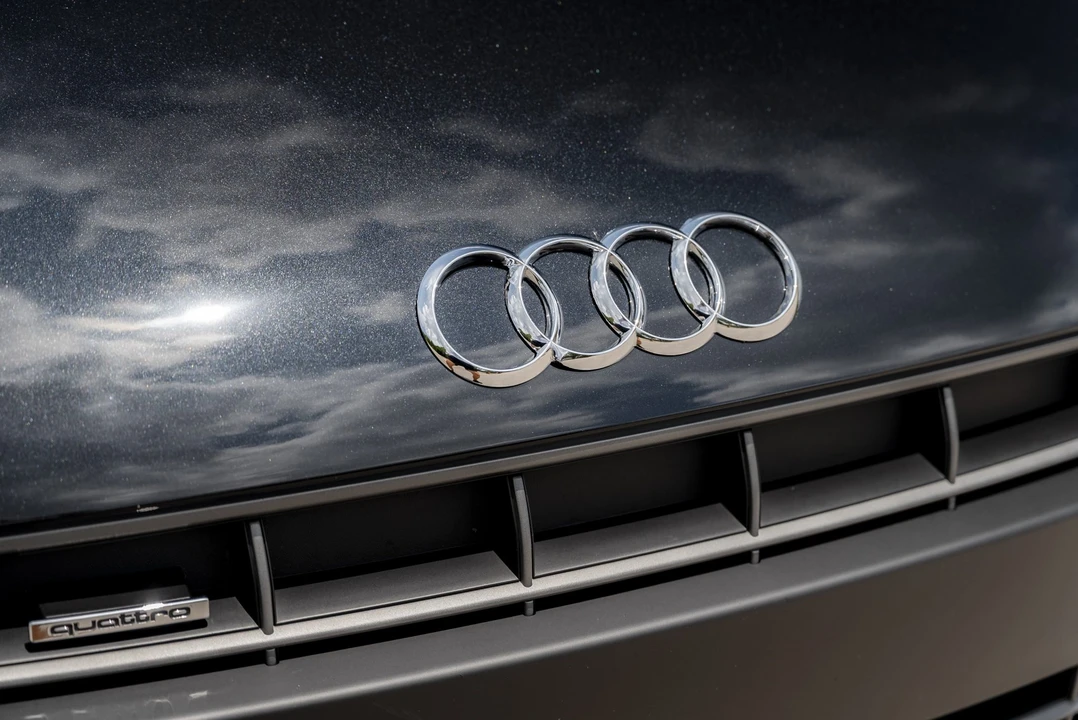 2012 Audi 42 R8 - Image 30 of 31