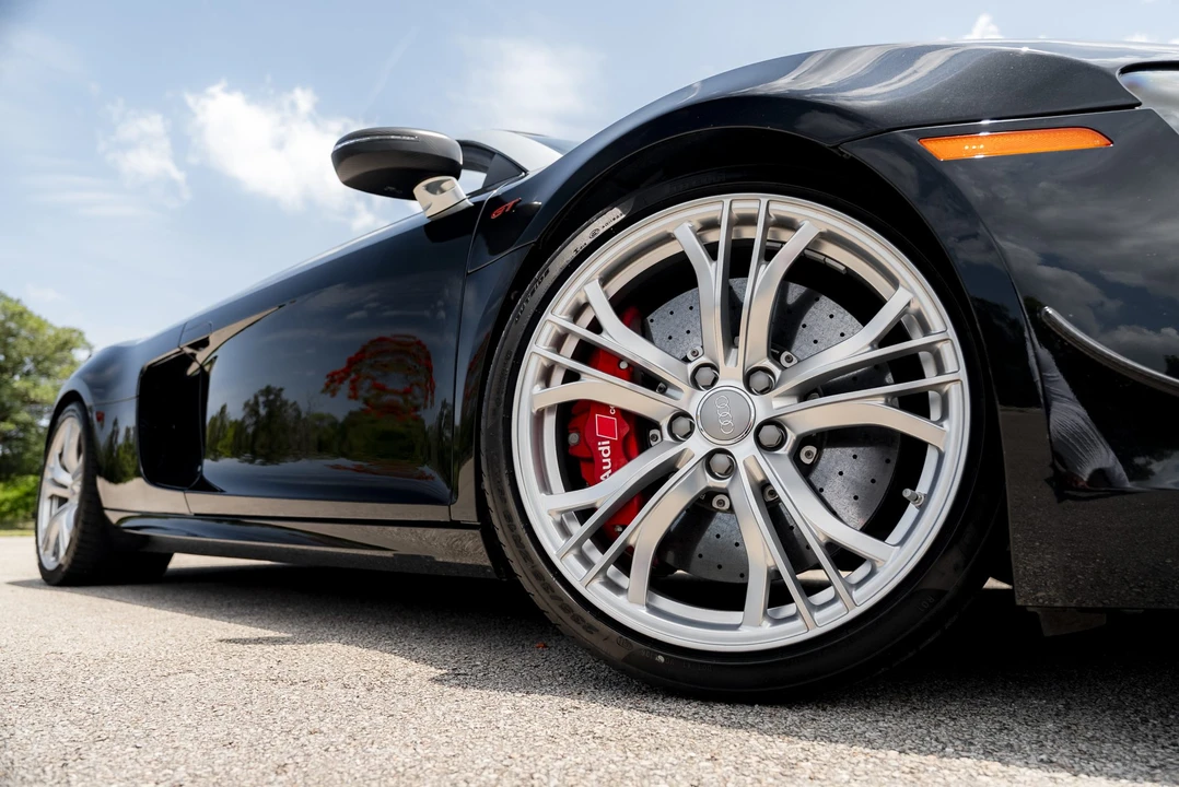 2012 Audi 42 R8 - Image 29 of 31