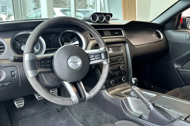 2012 Ford S197 Mustang - Image 5 of 8