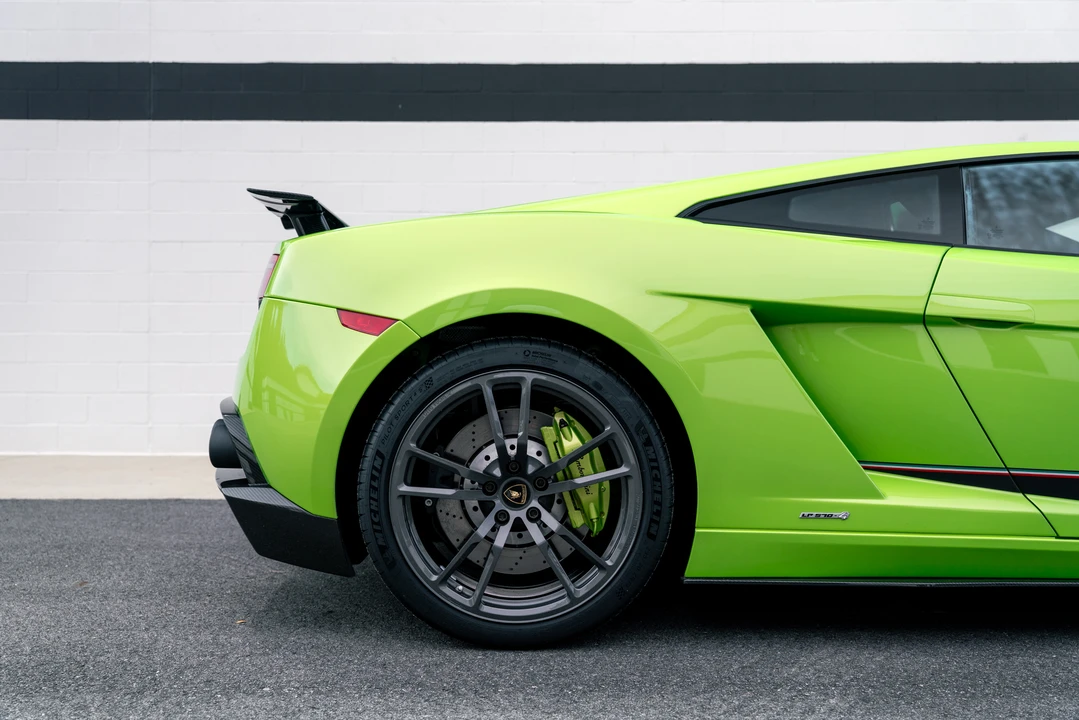 2012 Lamborghini Gallardo LP570-4 Superleggera - Image 20 of 31