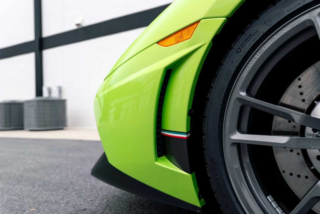 2012 Lamborghini Gallardo LP570-4 Superleggera - Image 29 of 31