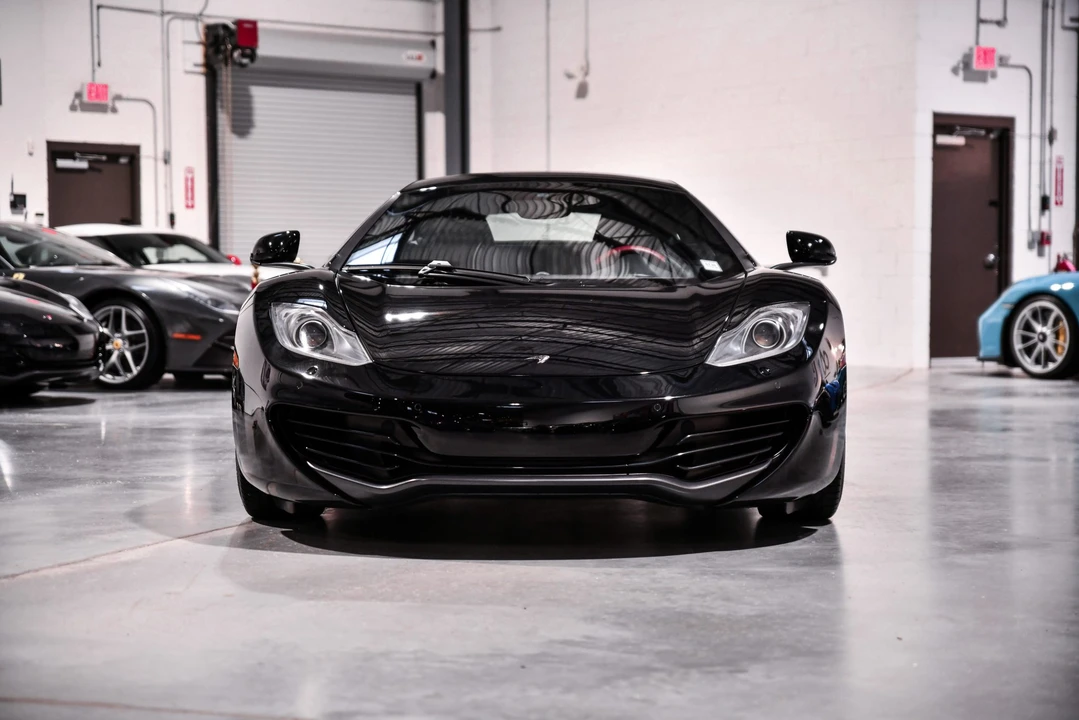 2012 McLaren MP4-12C - Image 4 of 31