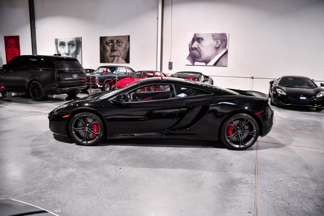 2012 McLaren MP4-12C - Image 9 of 31