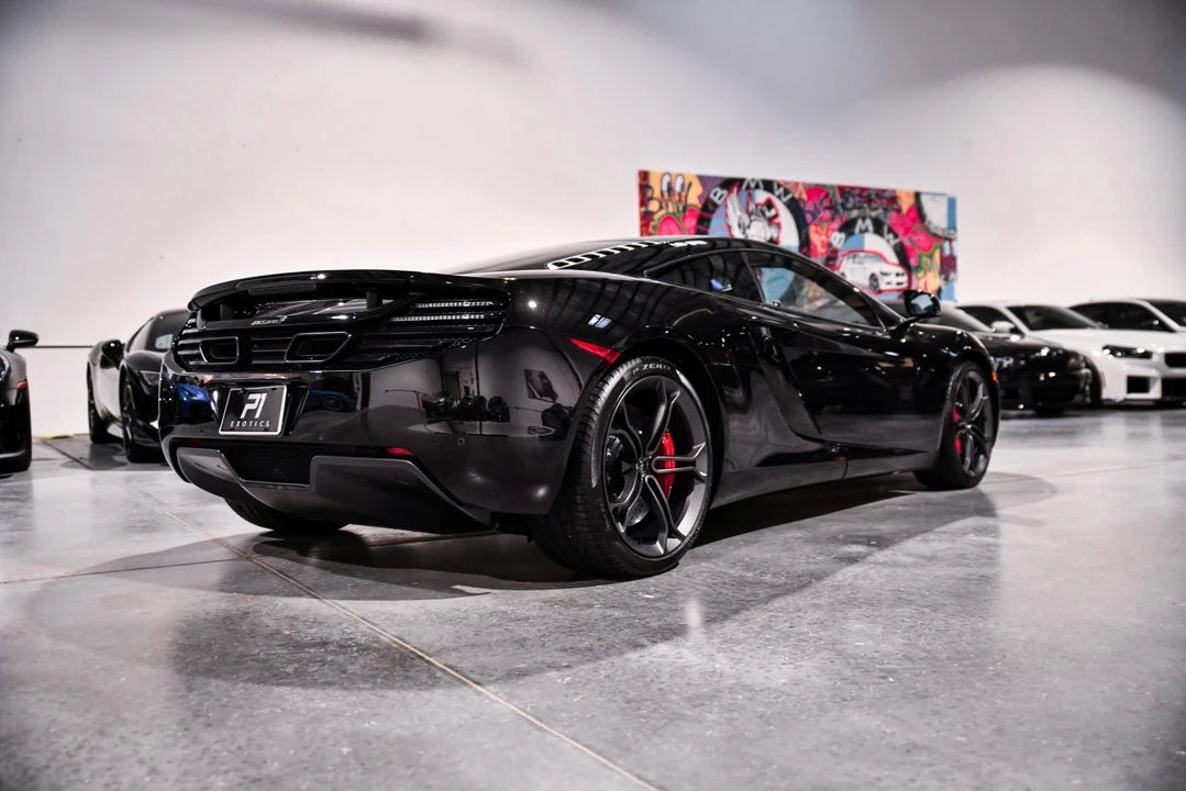 2012 McLaren MP4-12C - Image 6 of 31