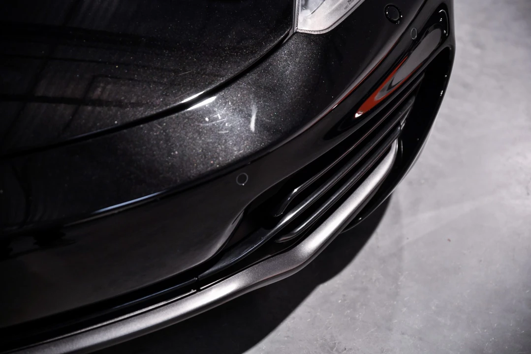 2012 McLaren MP4-12C - Image 25 of 31