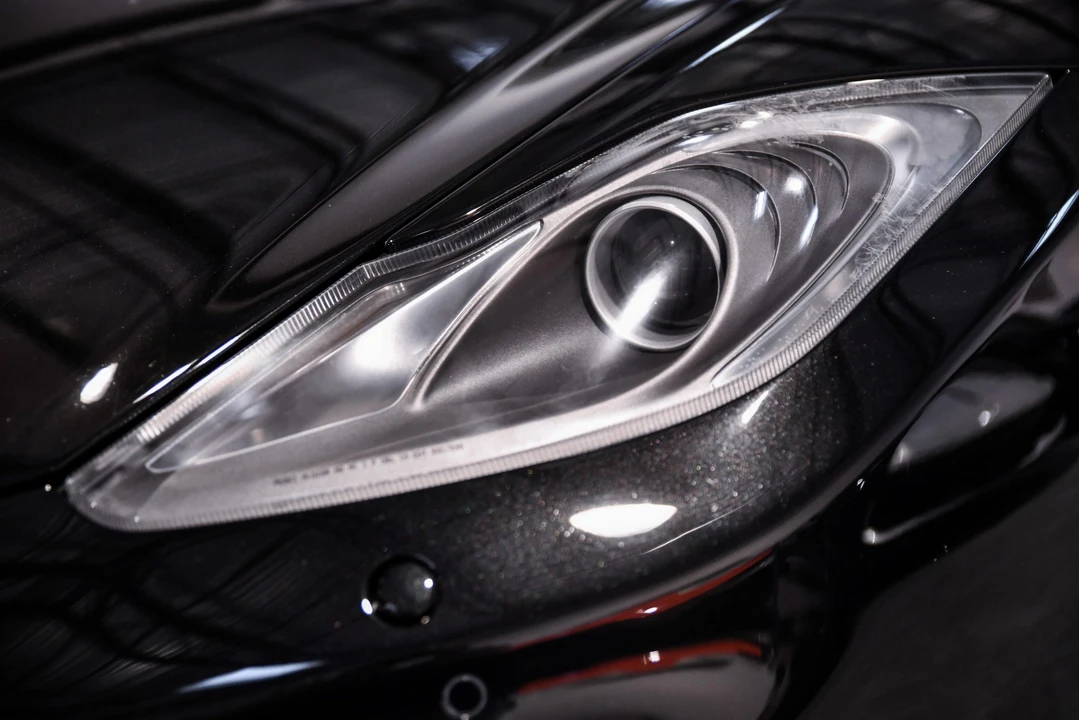 2012 McLaren MP4-12C - Image 21 of 31