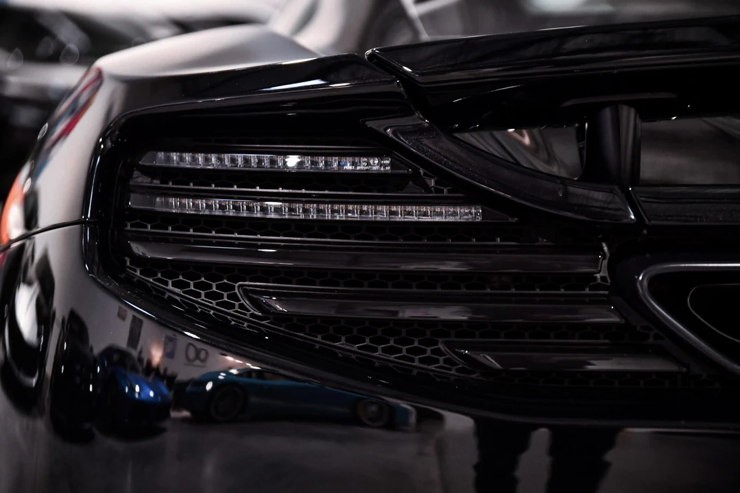 2012 McLaren MP4-12C - Image 31 of 31