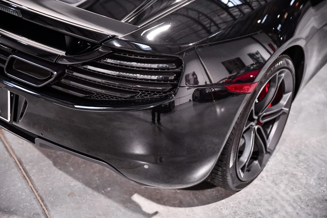 2012 McLaren MP4-12C - Image 28 of 31