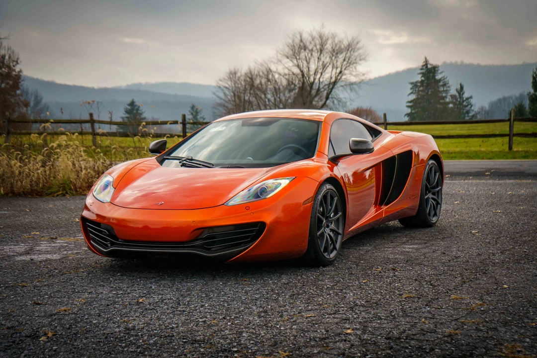2012 McLaren MP4-12C - Image 14 of 31