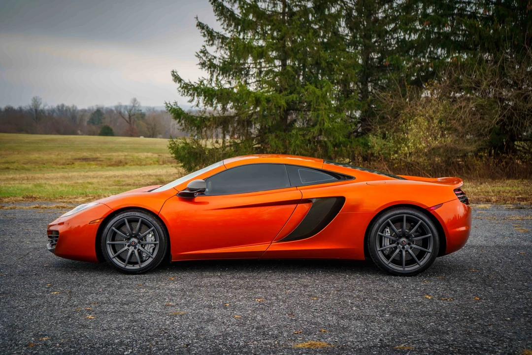2012 McLaren MP4-12C - Image 28 of 31