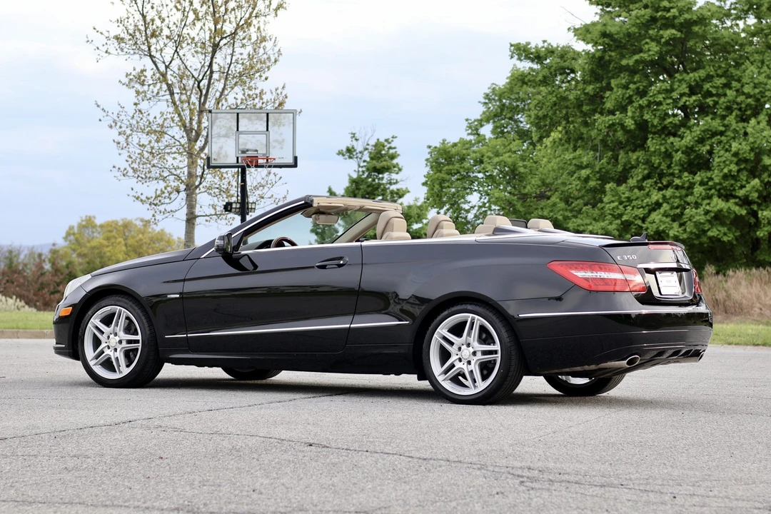 2012 Mercedes-Benz C207/A207 E-Class Coupe & Convertible - Image 16 of 31