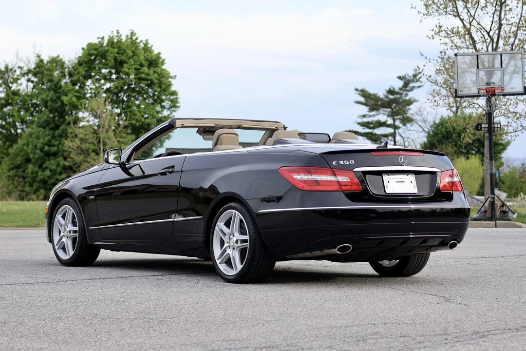 2012 Mercedes-Benz C207/A207 E-Class Coupe & Convertible - Image 15 of 31