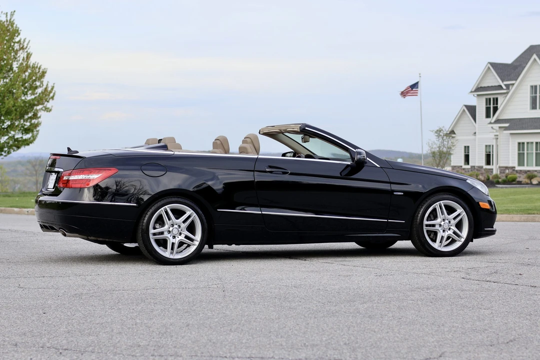 2012 Mercedes-Benz C207/A207 E-Class Coupe & Convertible - Image 11 of 31