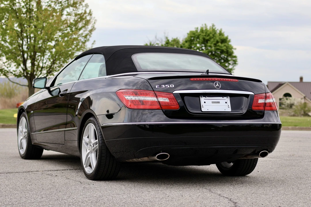 2012 Mercedes-Benz C207/A207 E-Class Coupe & Convertible - Image 29 of 31