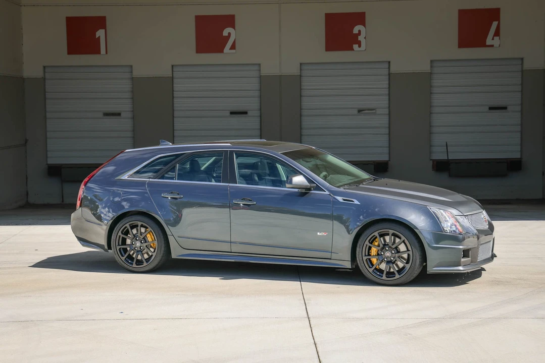 2013 Cadillac CTS-V 2nd Gen - Image 8 of 31