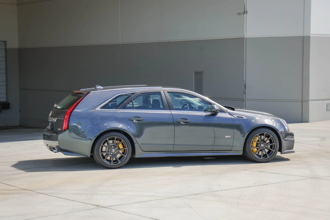 2013 Cadillac CTS-V 2nd Gen - Image 11 of 31