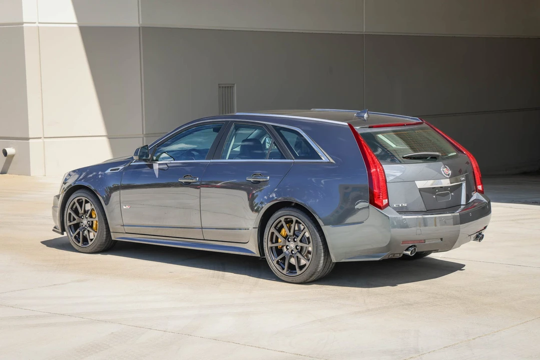 2013 Cadillac CTS-V 2nd Gen - Image 16 of 31