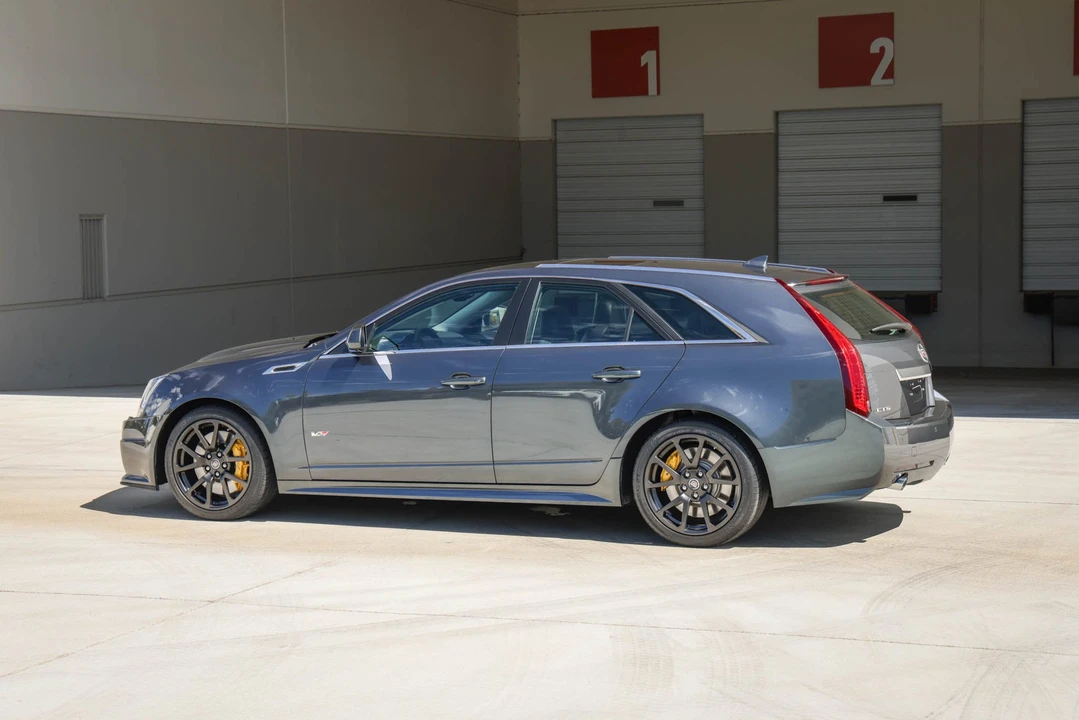 2013 Cadillac CTS-V 2nd Gen - Image 17 of 31