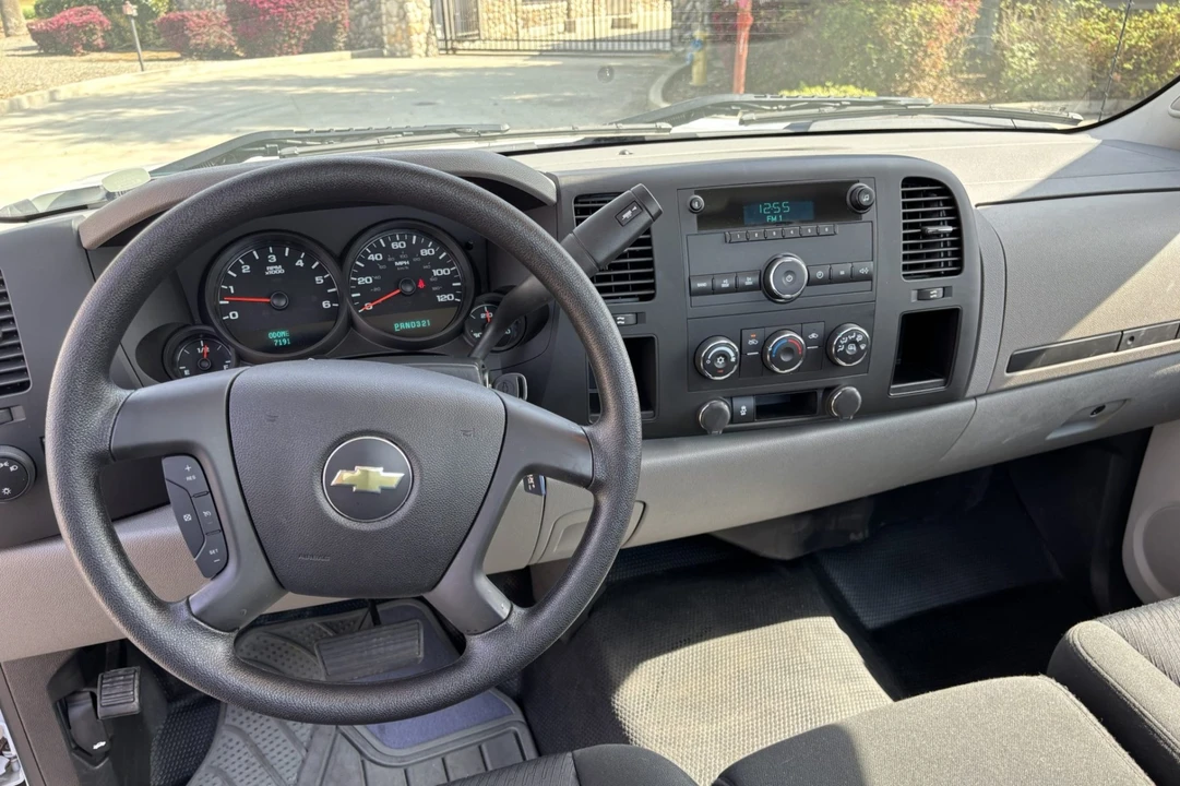 2013 Chevrolet Silverado 2nd Gen - Image 5 of 7