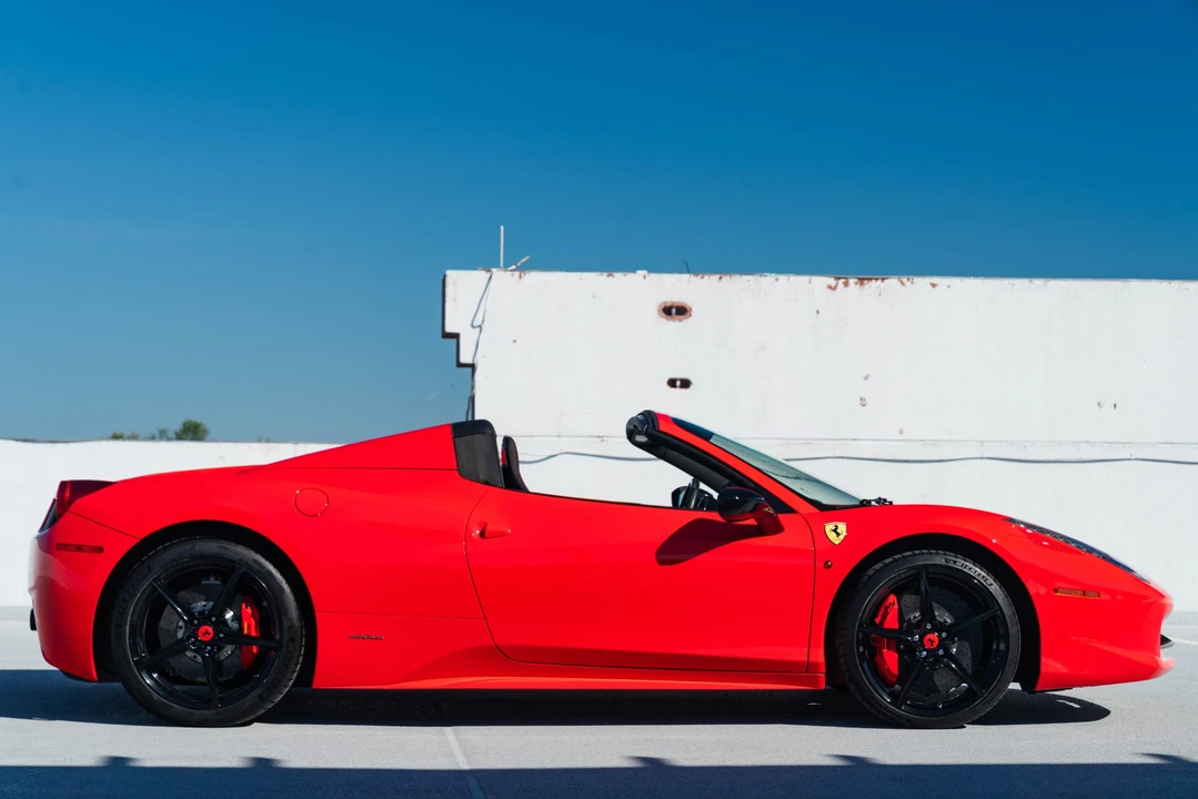 2013 Ferrari 458 Spider - Image 21 of 31
