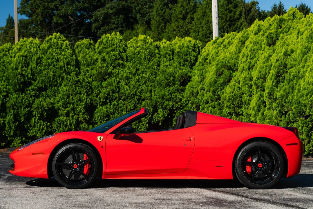 2013 Ferrari 458 Spider - Image 3 of 31
