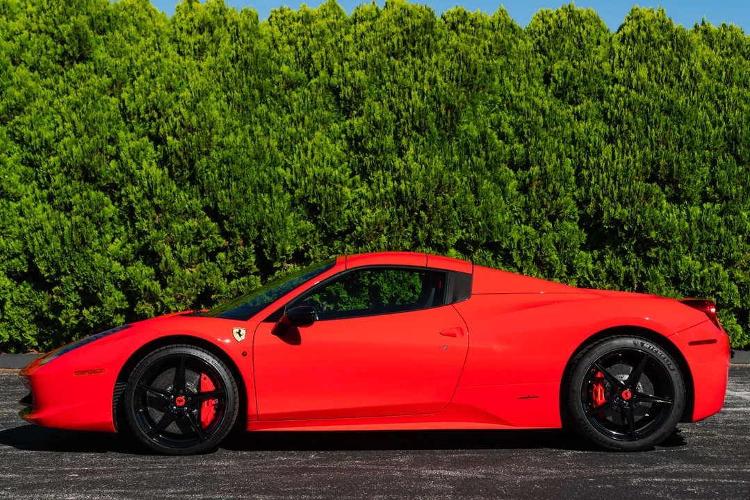 2013 Ferrari 458 Spider - Image 14 of 31