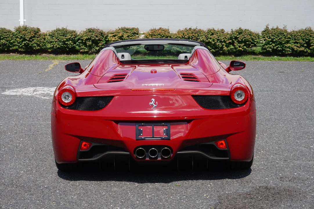 2013 Ferrari 458 Spider - Image 7 of 31