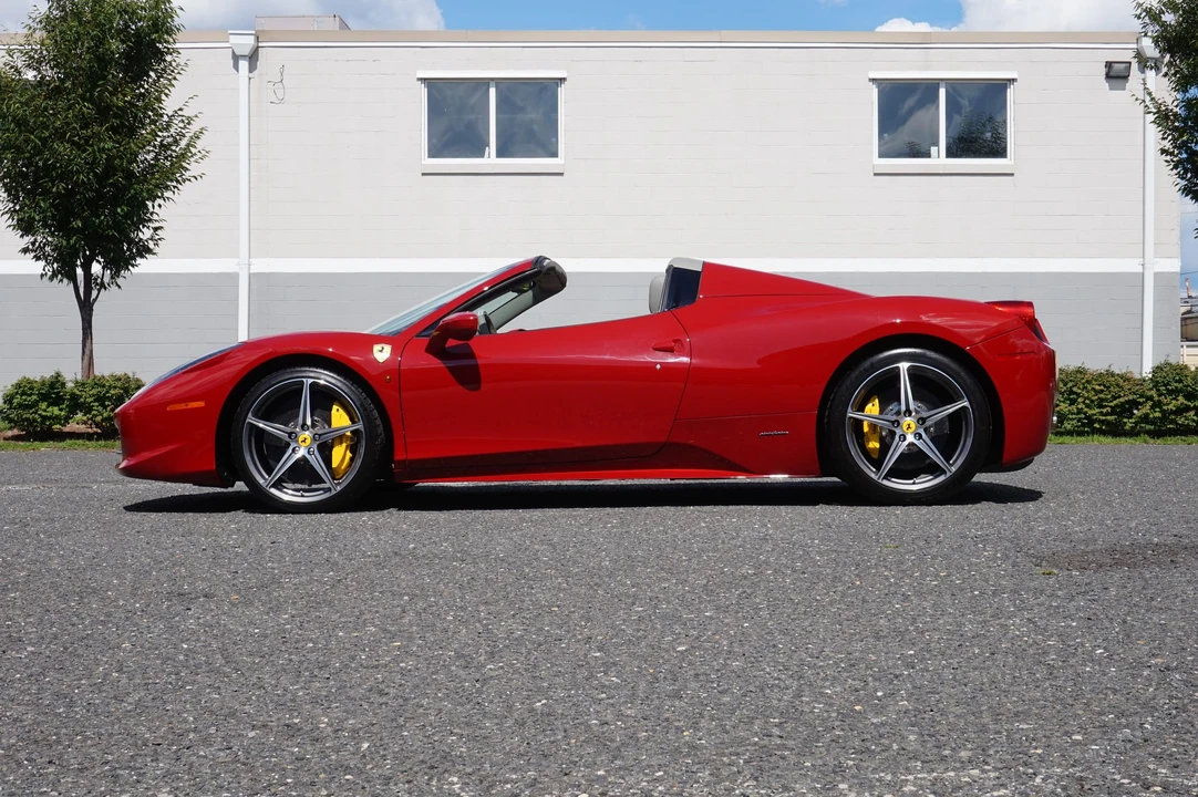 2013 Ferrari 458 Spider - Image 9 of 31